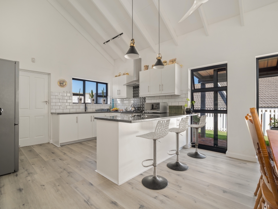 2 Bedroom Property for Sale in The Village Western Cape